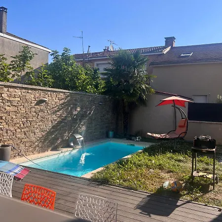 Maison Moderne Et Spacieuse Avec Piscine Villeurbanne Exterior foto