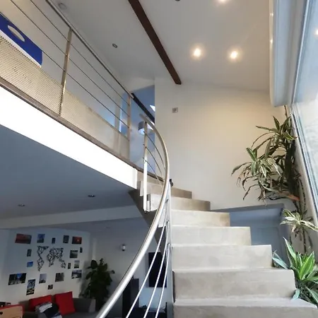 Maison Moderne Et Spacieuse Avec Piscine Villeurbanne Exterior foto